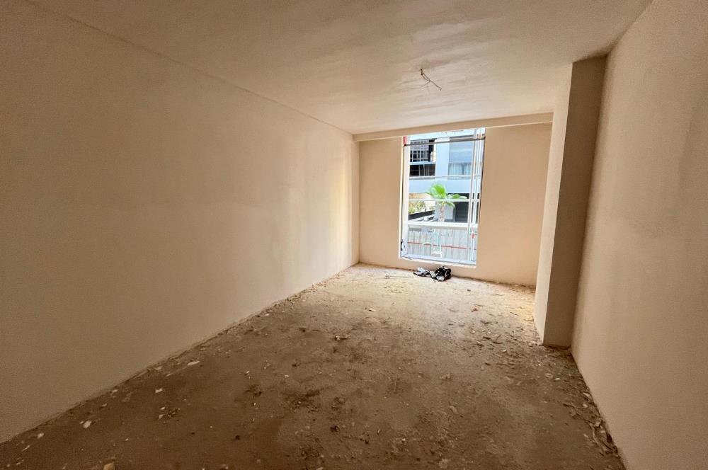 ÖN CEPHE KATTA AYRI MUTFAKLI KÖŞE 3+1