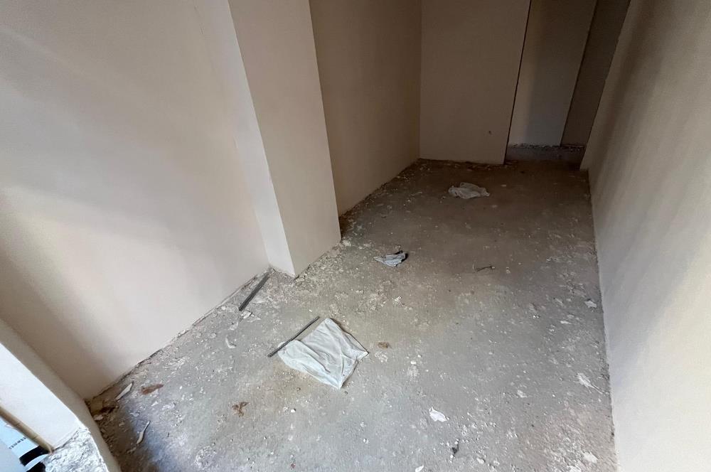 ÖN CEPHE KATTA AYRI MUTFAKLI KÖŞE 3+1