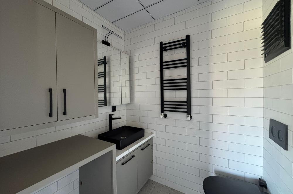 Çiğli Black Suits 2'de Kiralık Sıfır 1+1 Daire 