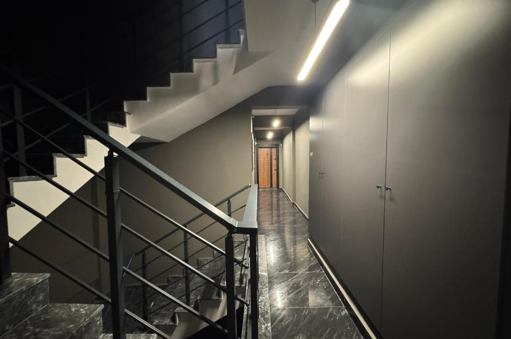 Çiğli Black Suits 2'de Kiralık Sıfır 1+1 Daire 