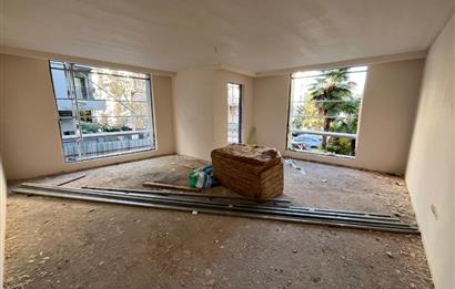 ÖN CEPHE KATTA AYRI MUTFAKLI KÖŞE 3+1