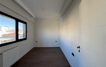 Çiğli Black Suits 2'de Kiralık Sıfır 1+1 Daire 