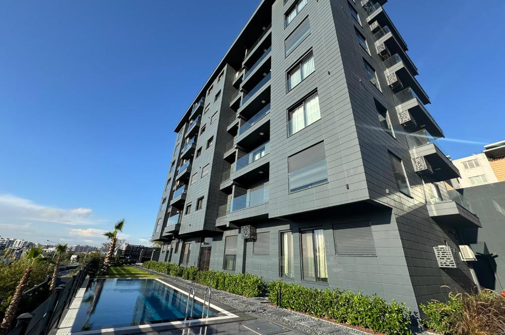 Çiğli Black Suits 2'de Kiralık Sıfır 1+1 Daire 