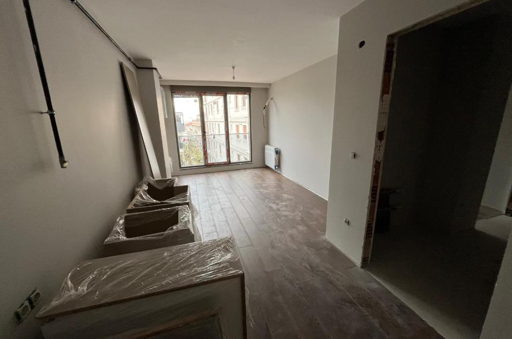 ÇINAR MAHALLESİNDE 0 BİNADA ARA KATTA YILBAŞI TESLİM 2+1