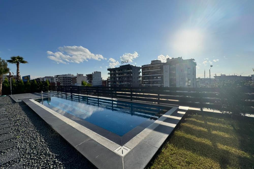 Çiğli Black Suits 2'de Kiralık Sıfır 1+1 Daire 