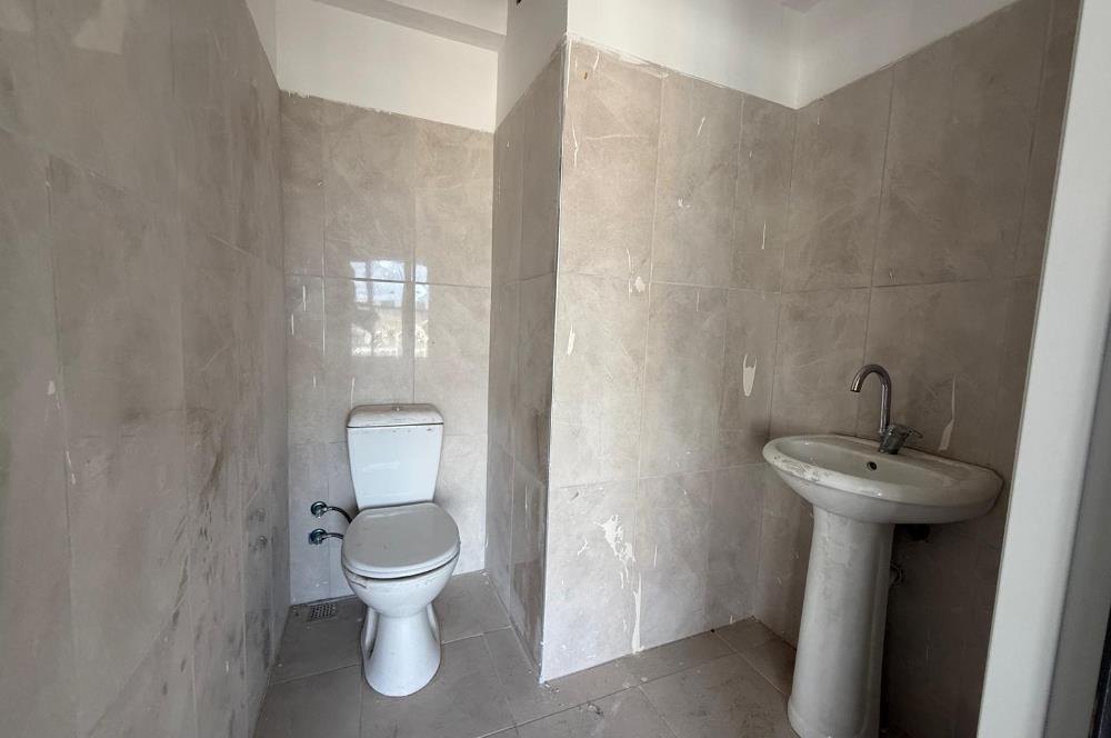 YENİMAHALLE 'DE SATILIK CADDE ÜZERİ  OFİS
