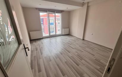 PAŞALANI MAH.MERKEZİ KONUMDA KİRALIK 3+1 DAİRE