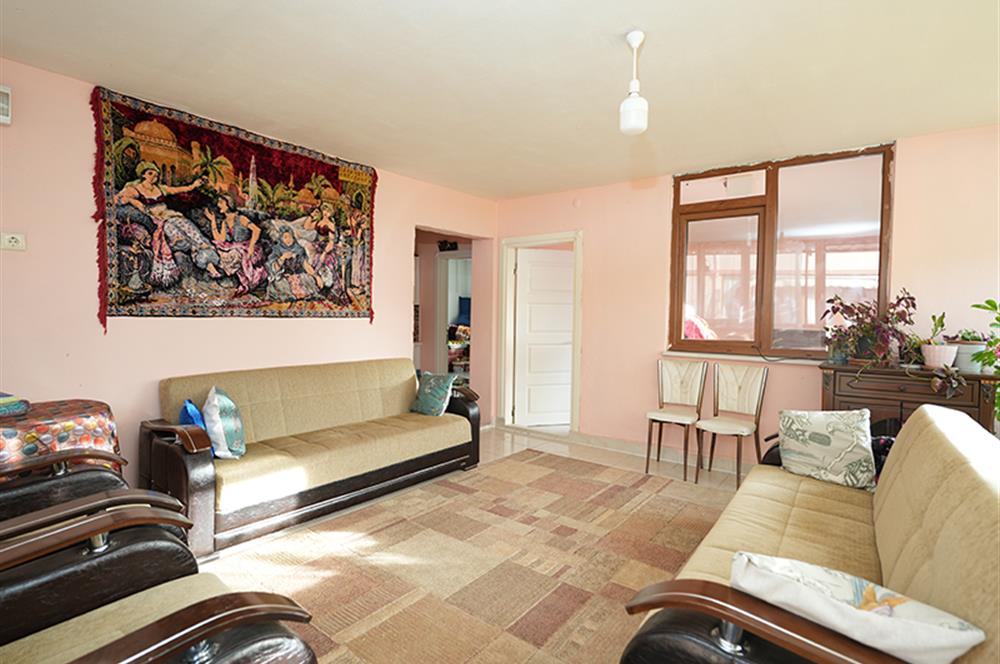 C21 Cius; Adliye Köyünde Deniz Manzaralı 2 Katlı Bahçeli Ev