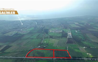 Dikili Salihler Çanakkale Yolu üstü mükemmel konumda tarla