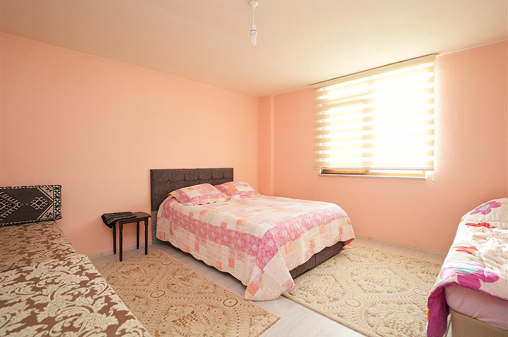 C21 Cius; Adliye Köyünde Deniz Manzaralı 2 Katlı Bahçeli Ev