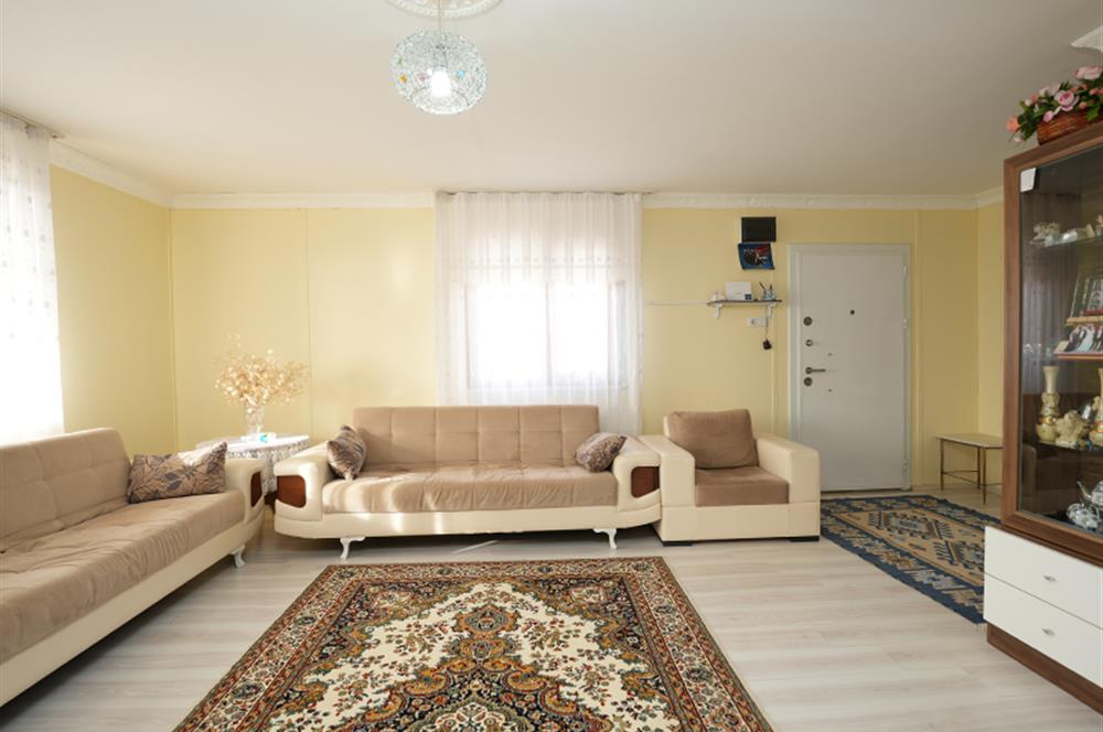 C21 Cius; Adliye Köyünde Deniz Manzaralı 2 Katlı Bahçeli Ev