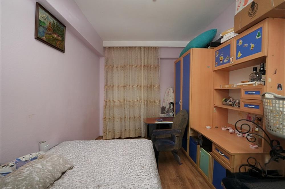 C21 Cius; Özdilek Civarında Güneş Sitesinde Garaj Üstü Daire