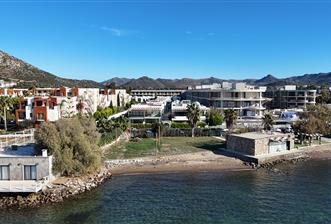 Denize 10 Adım Mesafede Havuzlu Site İçinde 3+1 Bahçe Katı Daire - 9 - 30132