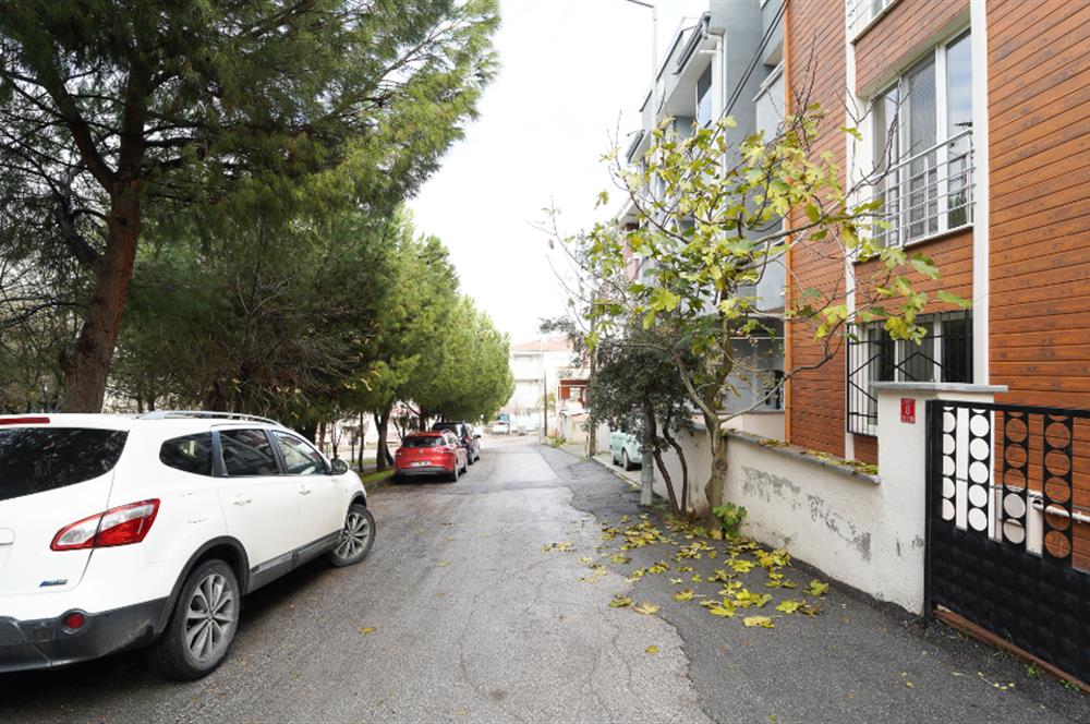 Century21 Bal'dan Toygar Mahallesinde Park Manzaralı Satılık 2+1 Daire