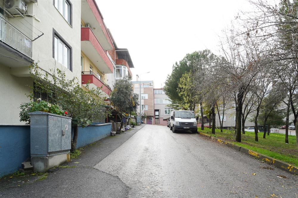 Century21 Bal'dan Toygar Mahallesinde Park Manzaralı Satılık 2+1 Daire