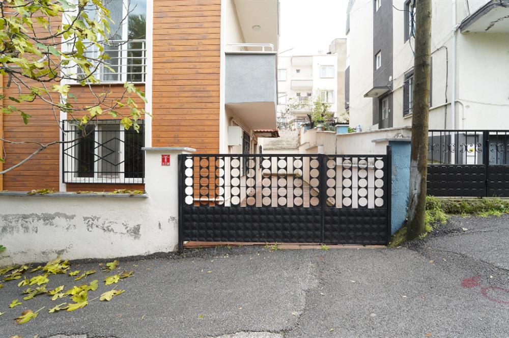 Century21 Bal'dan Toygar Mahallesinde Park Manzaralı Satılık 2+1 Daire