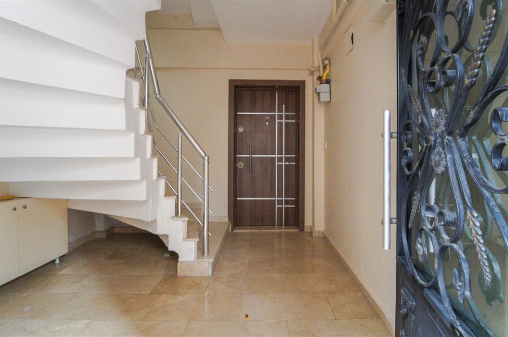 Century21 Bal'dan Toygar Mahallesinde Park Manzaralı Satılık 2+1 Daire