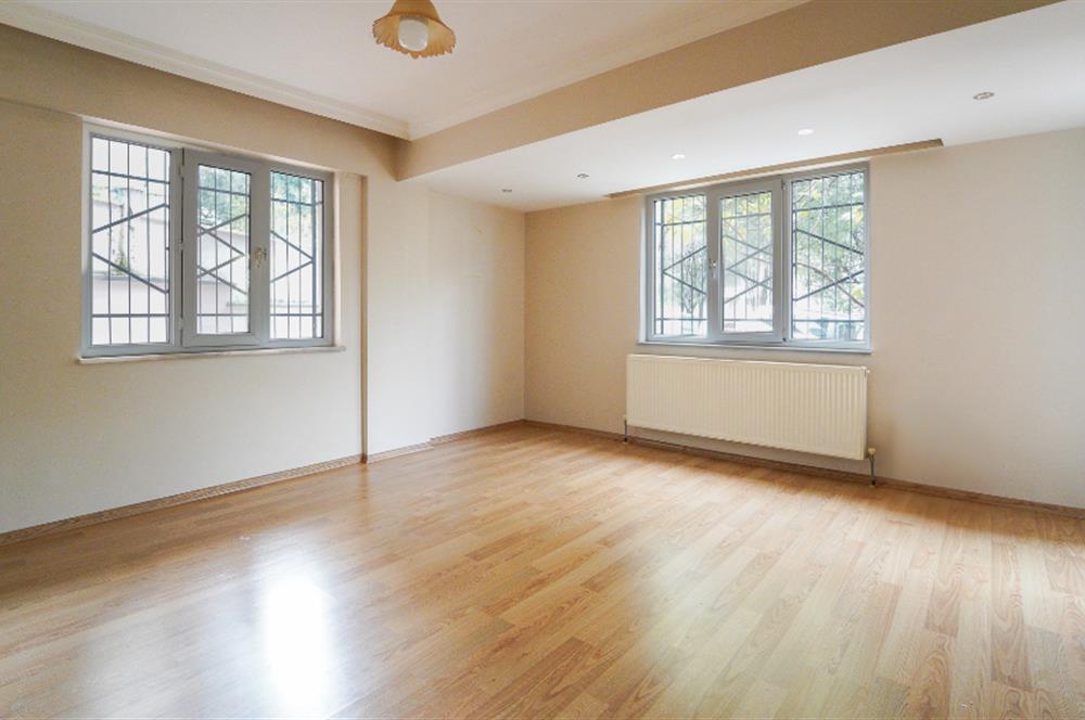 Century21 Bal'dan Toygar Mahallesinde Park Manzaralı Satılık 2+1 Daire