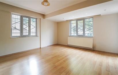 Century21 Bal'dan Toygar Mahallesinde Park Manzaralı Satılık 2+1 Daire