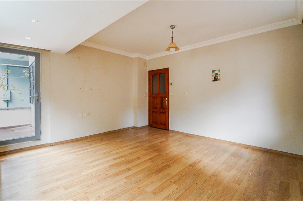 Century21 Bal'dan Toygar Mahallesinde Park Manzaralı Satılık 2+1 Daire