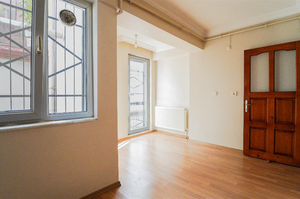 Century21 Bal'dan Toygar Mahallesinde Park Manzaralı Satılık 2+1 Daire