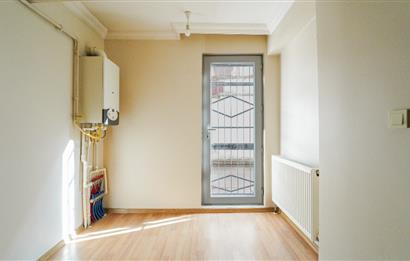 Century21 Bal'dan Toygar Mahallesinde Park Manzaralı Satılık 2+1 Daire