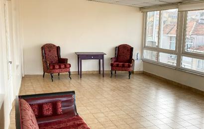 Üsküdar'da Teraslı Kiralık 2+1 Daire