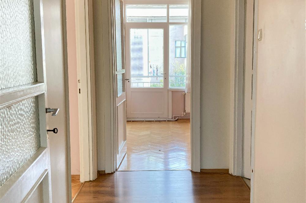 Üsküdar'da Teraslı Kiralık 2+1 Daire