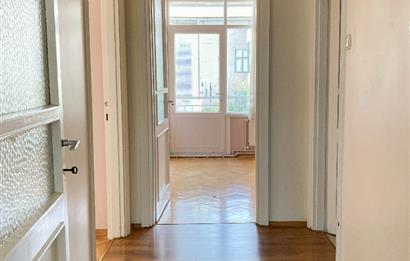 Üsküdar'da Teraslı Kiralık 2+1 Daire