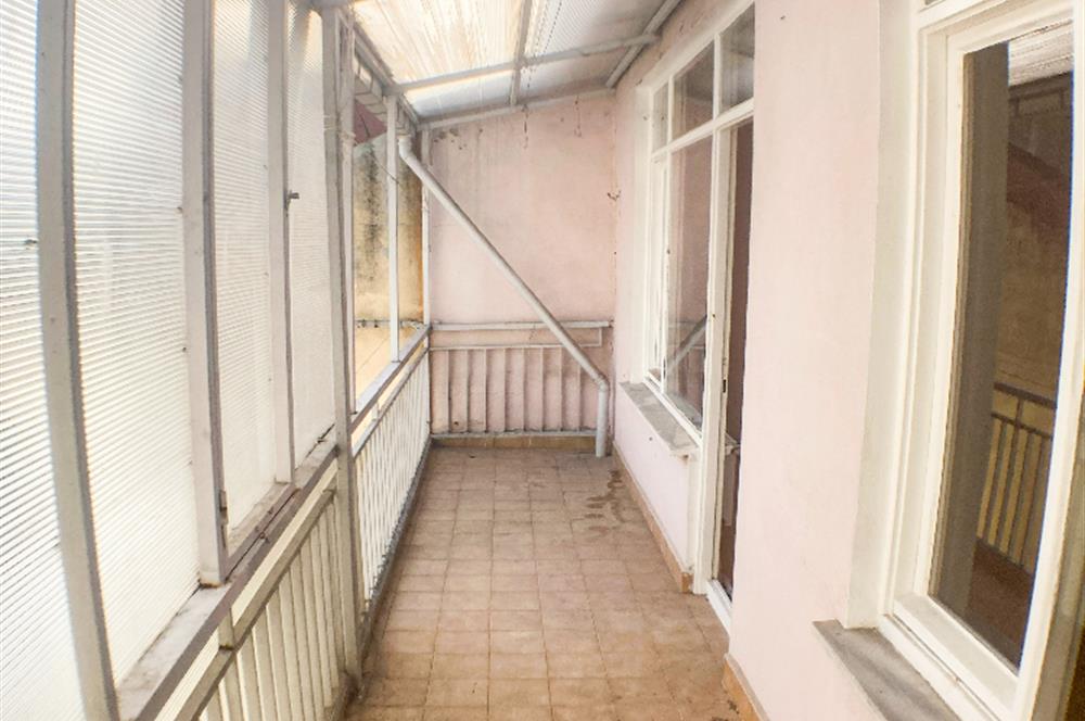 Üsküdar'da Teraslı Kiralık 2+1 Daire