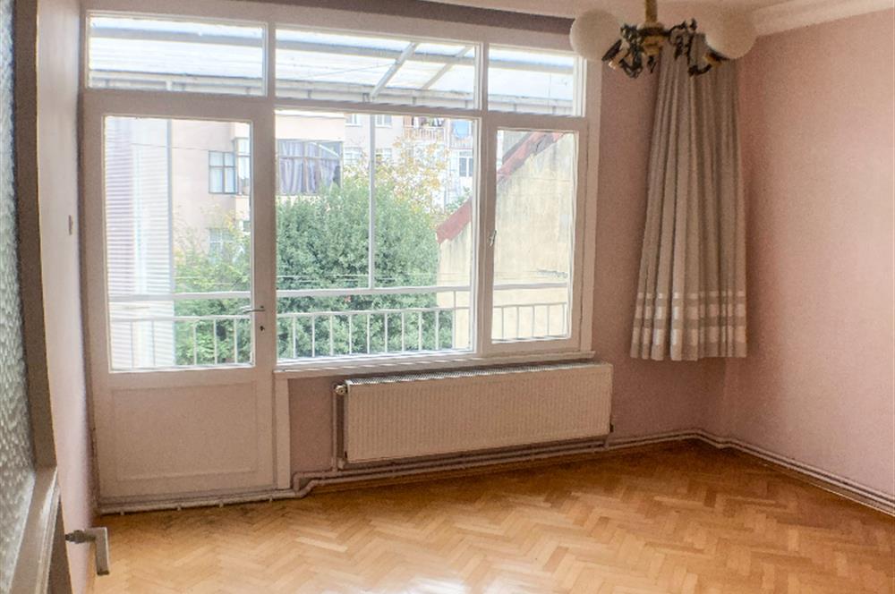 Üsküdar'da Teraslı Kiralık 2+1 Daire