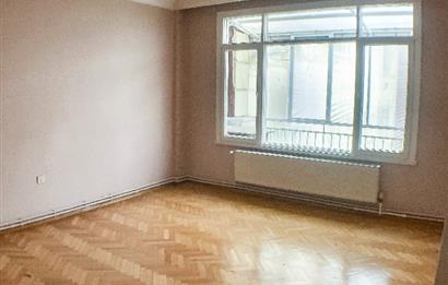 Üsküdar'da Teraslı Kiralık 2+1 Daire