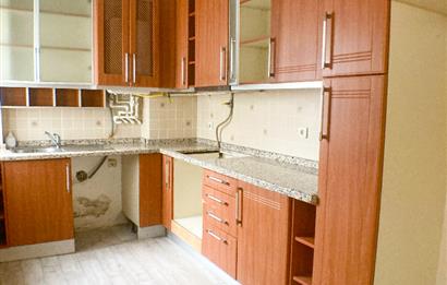 Üsküdar'da Teraslı Kiralık 2+1 Daire