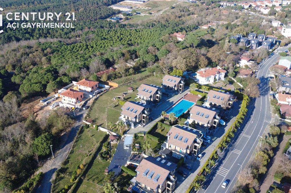 Demirciköy'de Eşsiz Doğa ve Deniz Manzaralı Lüks Çatı Dubleksi