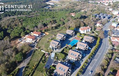 Demirciköy'de Eşsiz Doğa ve Deniz Manzaralı Lüks Çatı Dubleksi