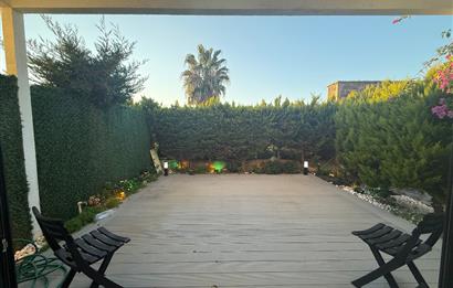 Denize 10 Adım Mesafede Havuzlu Site İçinde 3+1 Bahçe Katı Daire