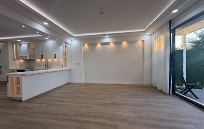 Denize 10 Adım Mesafede Havuzlu Site İçinde 3+1 Bahçe Katı Daire