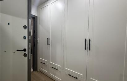 Denize 10 Adım Mesafede Havuzlu Site İçinde 3+1 Bahçe Katı Daire