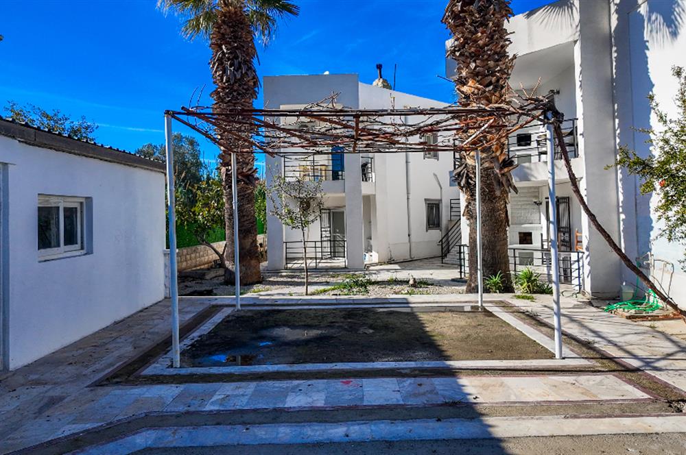 Yalıkavak’ta Sessiz Konumda 8 Daireli Havuzlu Apart Otel