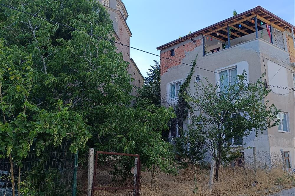 C21 LOCA'DAN 2.SAKARYA MAH. 3 DAİRELİK ARSA 