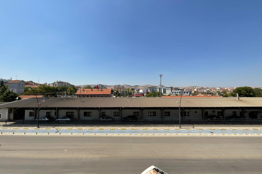 C21 LOCA'DAN EMLAK KONUT'TA 3+1 SIFIR KİRALIK ARA KAT DAİRE