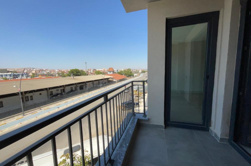 C21 LOCA'DAN EMLAK KONUT'TA 3+1 SIFIR KİRALIK ARA KAT DAİRE