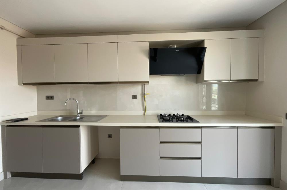 C21 LOCA'DAN EMLAK KONUT'TA 3+1 SIFIR KİRALIK ARA KAT DAİRE