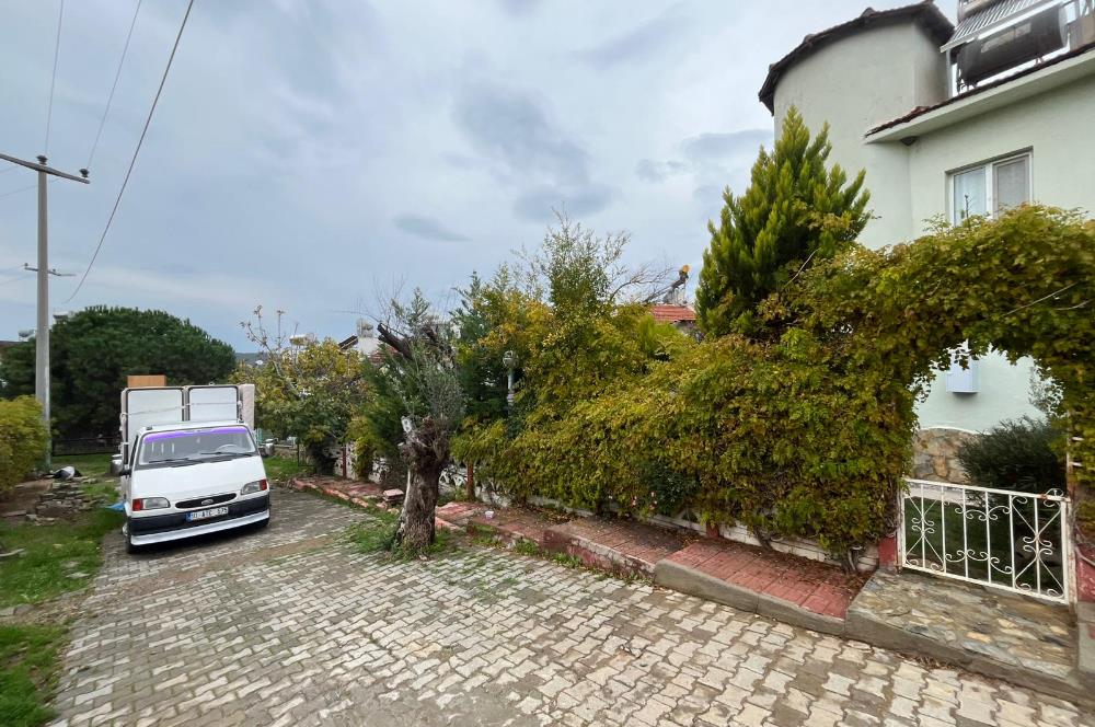 C21 BAL'DAN PELİTKÖY SAHİLİ'NDE DENİZ MANZARALI SATILIK TRİPLEKS