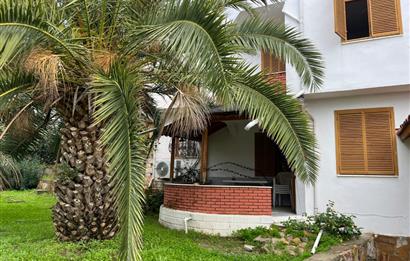 C21 BAL'DAN PELİTKÖY SAHİLİ'NDE DENİZ MANZARALI SATILIK TRİPLEKS