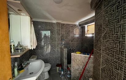 C21 BAL'DAN PELİTKÖY SAHİLİ'NDE DENİZ MANZARALI SATILIK TRİPLEKS