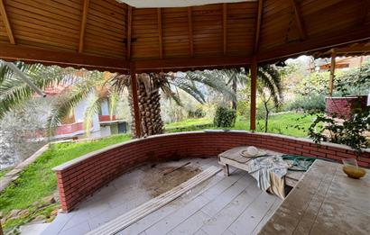 C21 BAL'DAN PELİTKÖY SAHİLİ'NDE DENİZ MANZARALI SATILIK TRİPLEKS