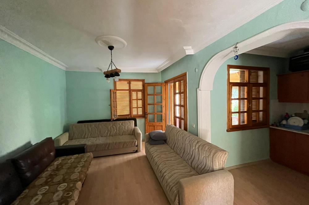 C21 BAL'DAN PELİTKÖY SAHİLİ'NDE DENİZ MANZARALI SATILIK TRİPLEKS