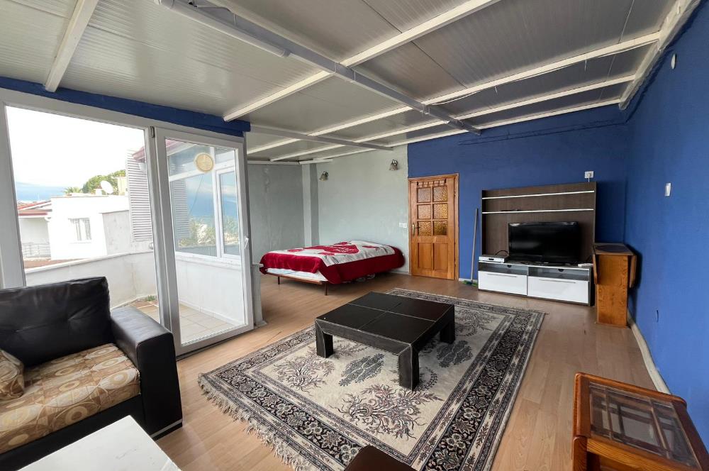 C21 BAL'DAN PELİTKÖY SAHİLİ'NDE DENİZ MANZARALI SATILIK TRİPLEKS