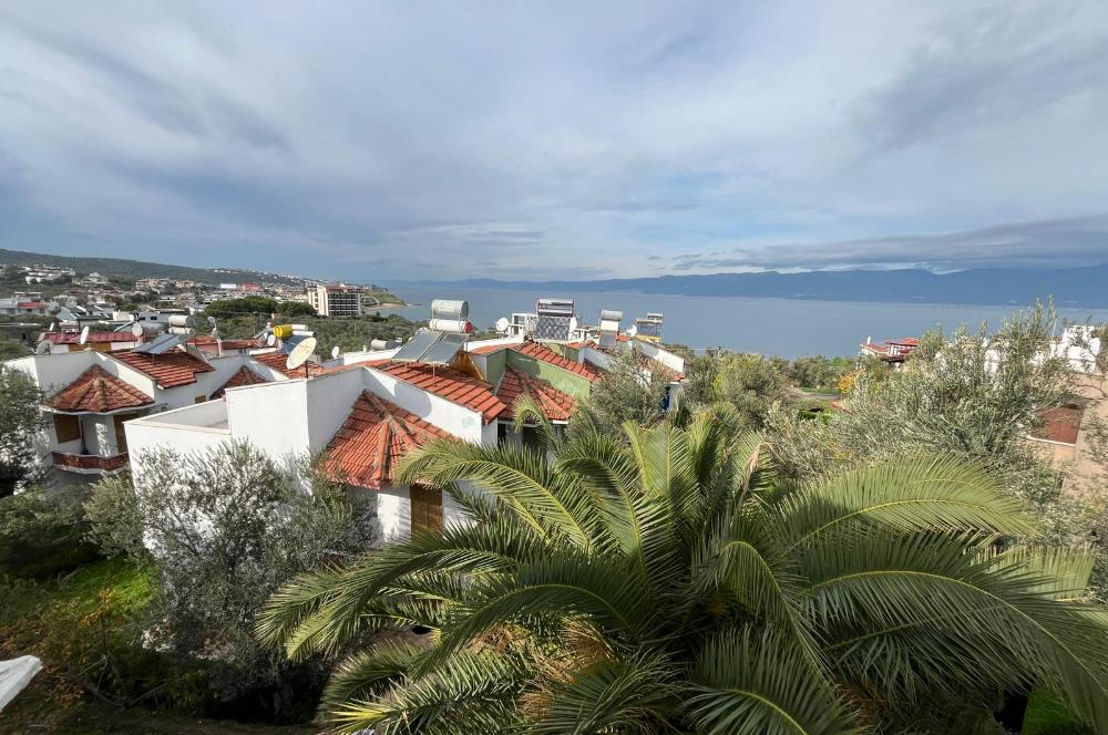 C21 BAL'DAN PELİTKÖY SAHİLİ'NDE DENİZ MANZARALI SATILIK TRİPLEKS